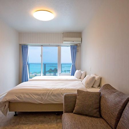 Beachside Condominium 北谷町 外观 照片