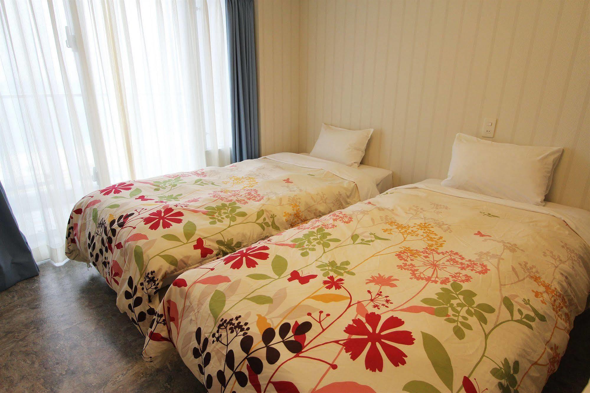 Beachside Condominium 北谷町 外观 照片